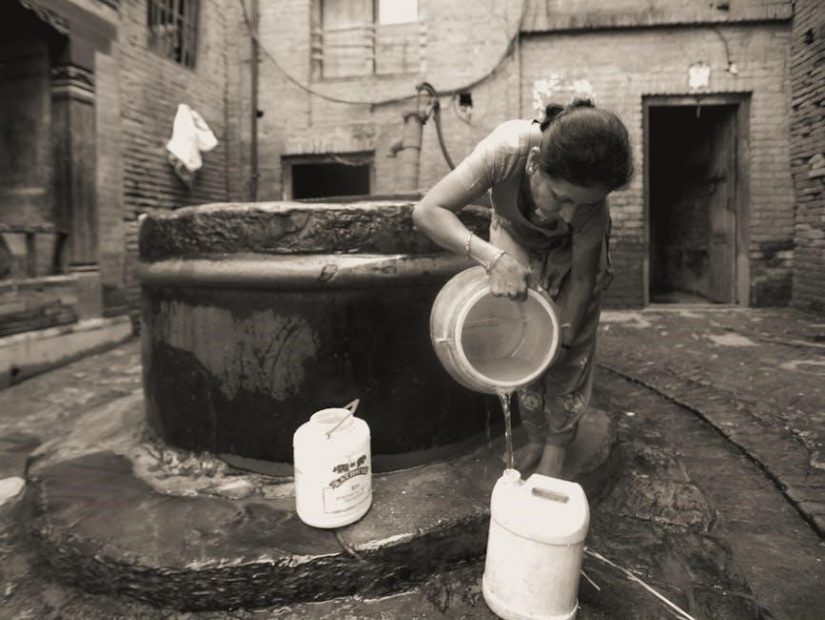 requirement of a manual water pump