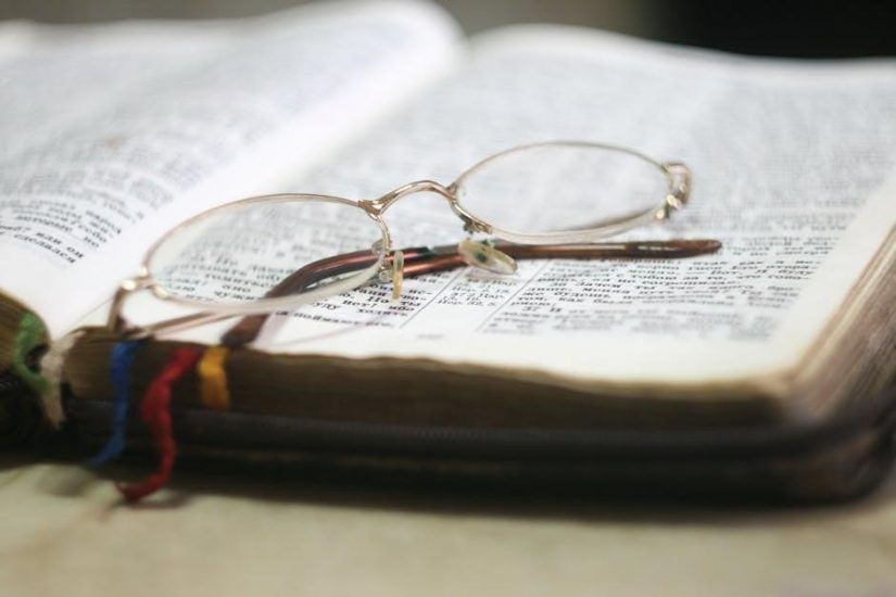 4000 questions and answers on the bible pdf