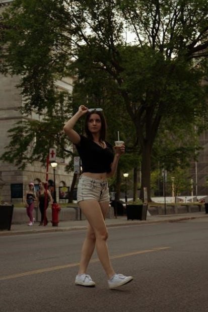 self guided walking tour montreal